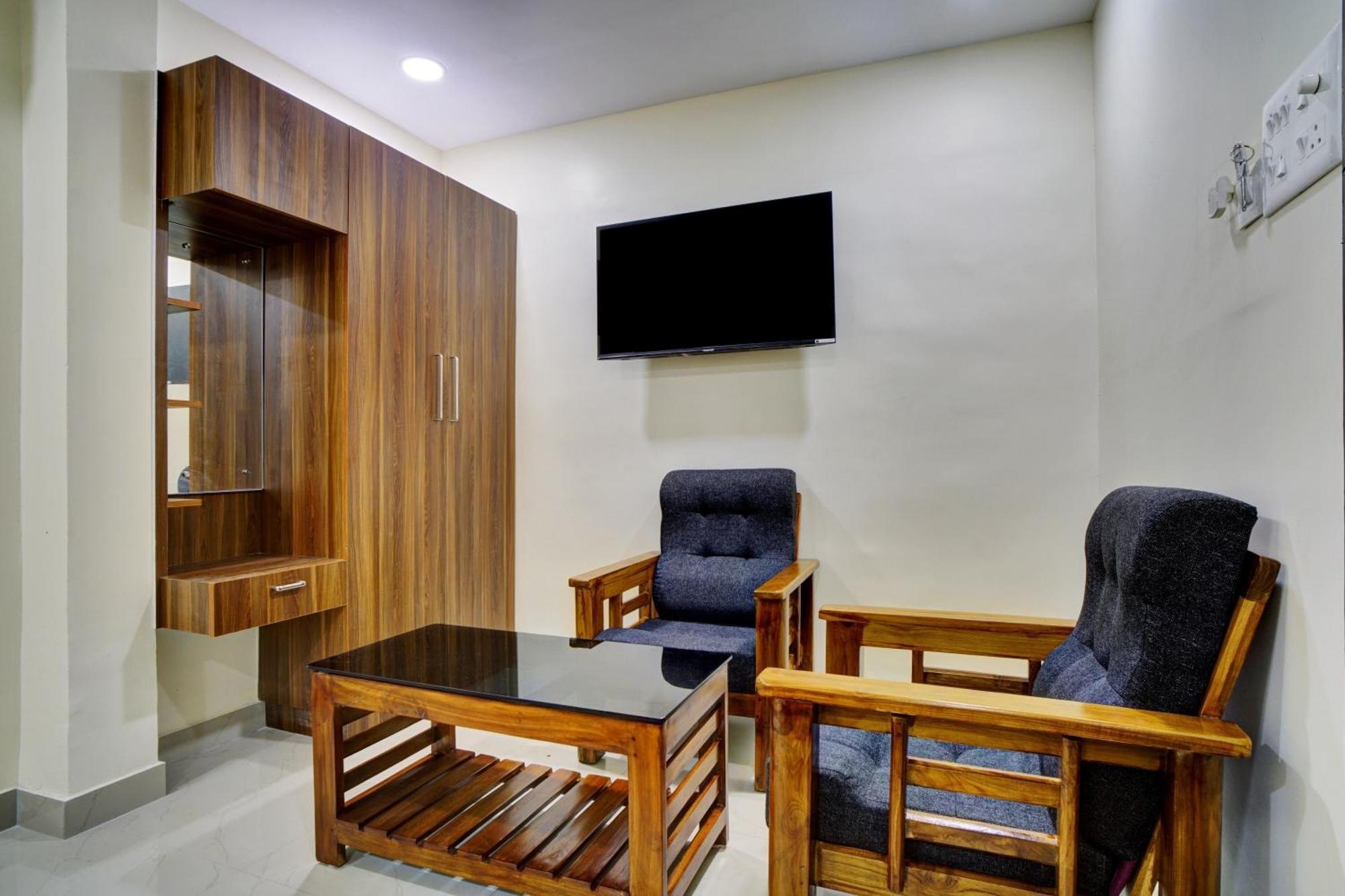 Hotel O Crystal Executive Suites Kochi Luaran gambar