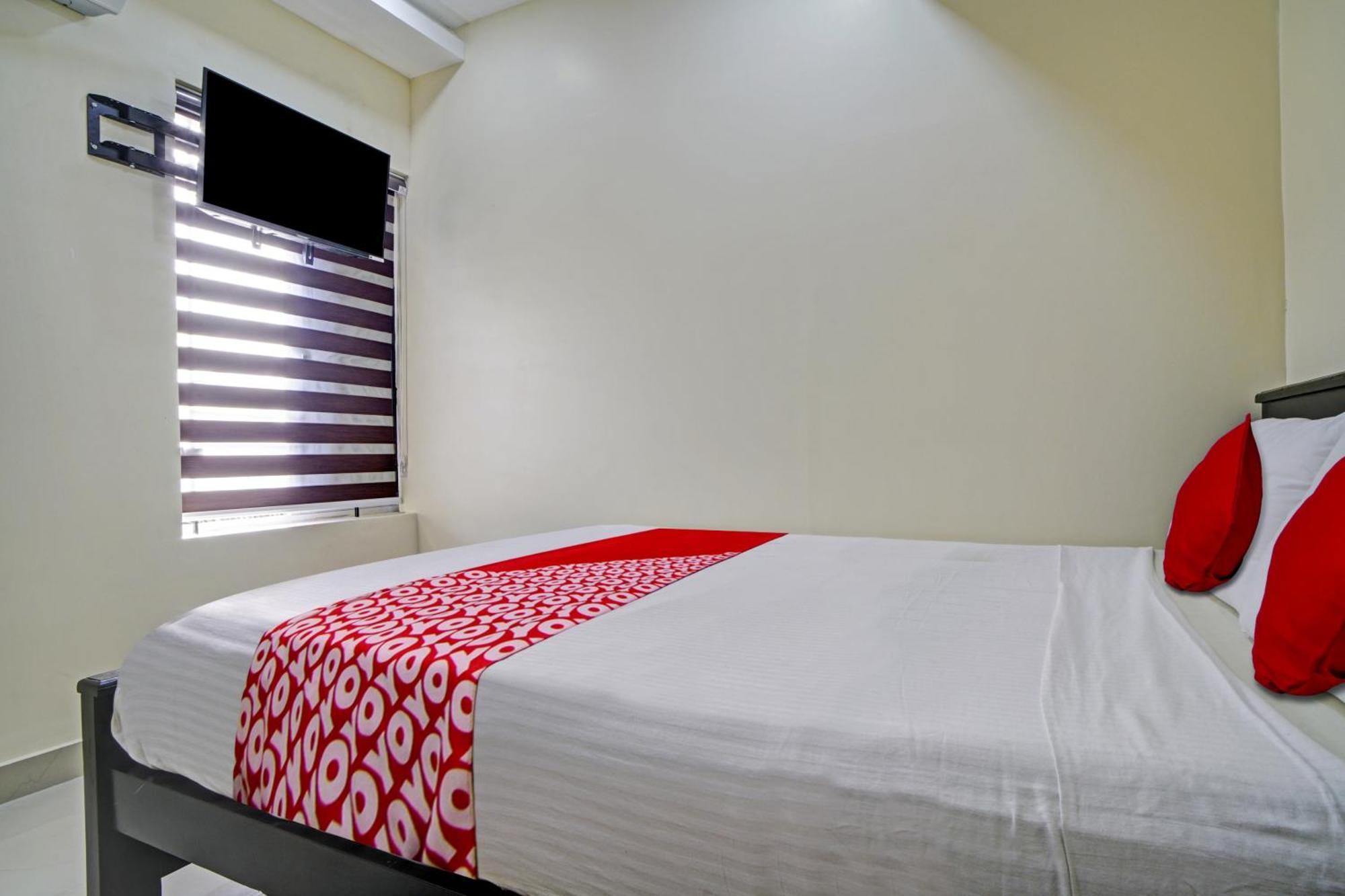 Hotel O Crystal Executive Suites Kochi Luaran gambar