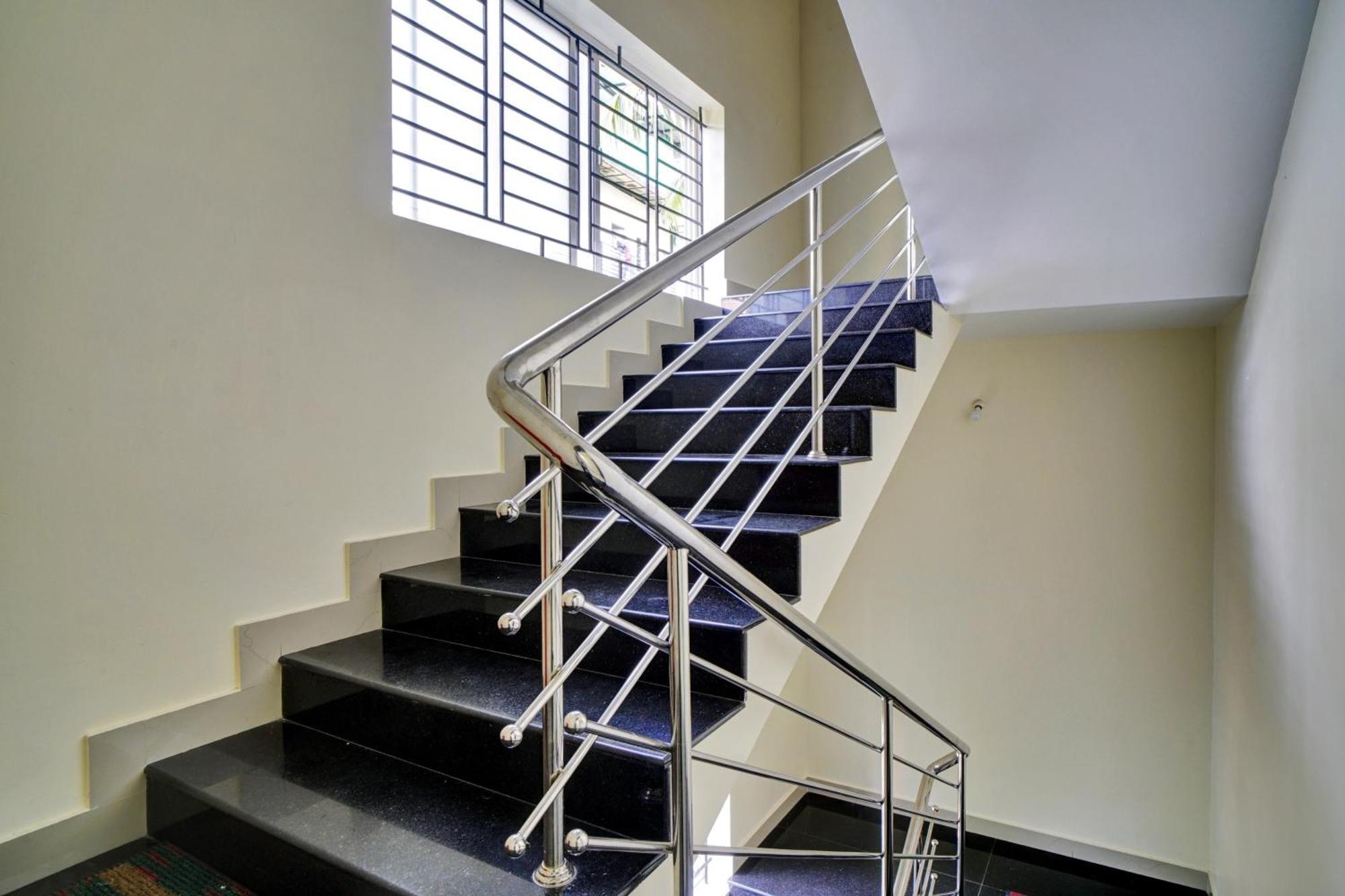Hotel O Crystal Executive Suites Kochi Luaran gambar