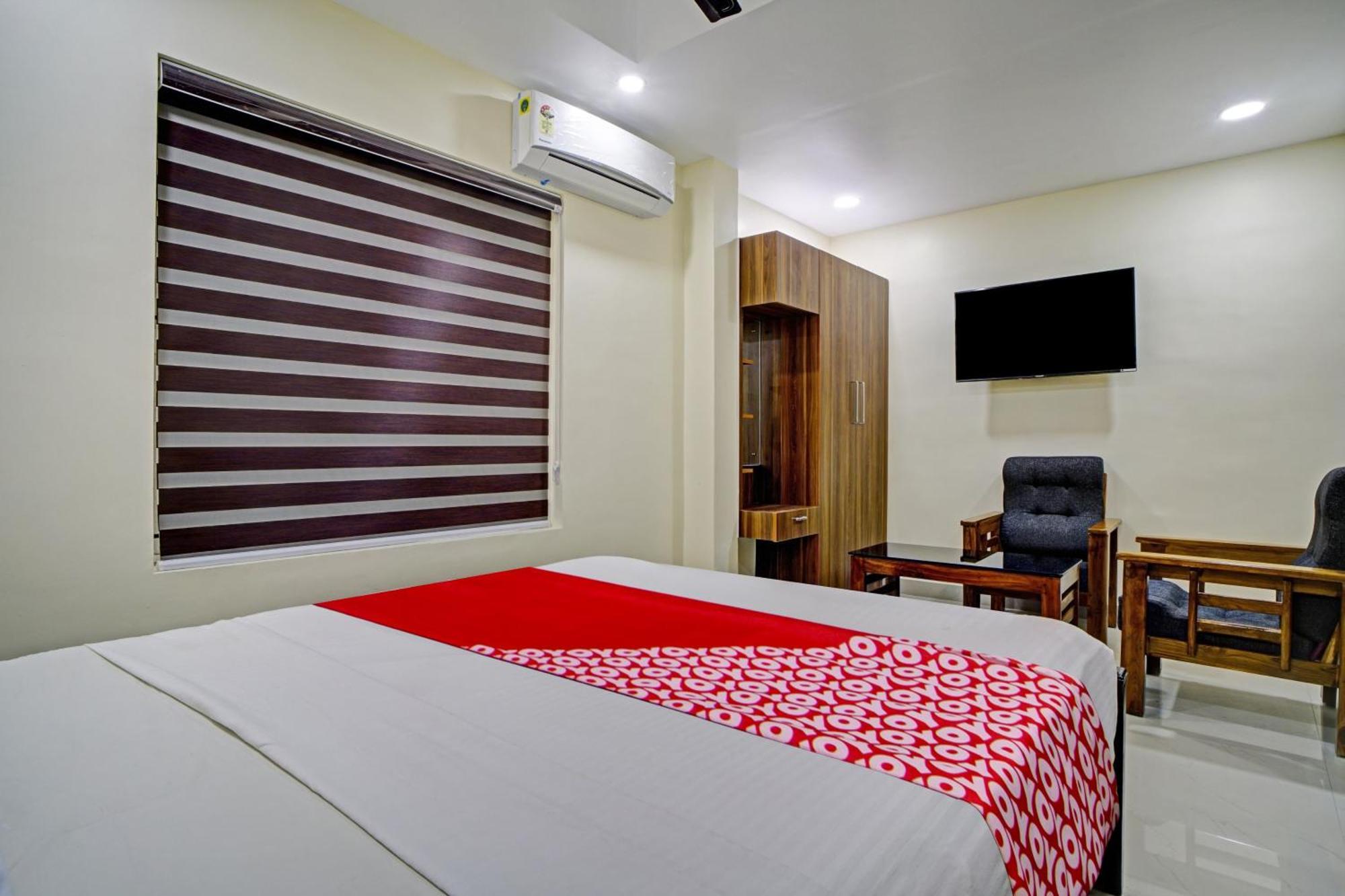 Hotel O Crystal Executive Suites Kochi Luaran gambar